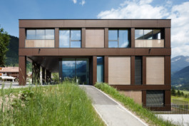  maurusfrei Architekten AG, maurusfrei, Architekten, Zürich, Chur, Team, Designer, Design, Wohnungsbau, architecture, architects, graphic, Grafik, jobs, Firma, signaletik, dokumentation, Verkaufsdokumentation, Innenausbau, Landschaft, Infrastruktur, infrastrukturbau, Überbauung, MFH, EFH, Maurus Frei, franco Cadruvi, this Egli, Girard Fetz, Reto Killer, SIA, FH Graubünden, Minergie