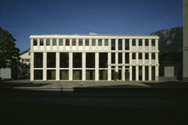  maurusfrei Architekten AG, maurusfrei, Architekten, Zürich, Chur, Team, Designer, Design, Wohnungsbau, architecture, architects, graphic, Grafik, jobs, Firma, signaletik, dokumentation, Verkaufsdokumentation, Innenausbau, Landschaft, Infrastruktur, infrastrukturbau, Überbauung, MFH, EFH, Maurus Frei, franco Cadruvi, this Egli, Girard Fetz, Reto Killer, SIA, FH Graubünden, Minergie