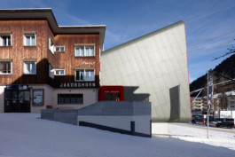  maurusfrei Architekten AG, maurusfrei, Architekten, Zürich, Chur, Team, Designer, Design, Wohnungsbau, architecture, architects, graphic, Grafik, jobs, Firma, signaletik, dokumentation, Verkaufsdokumentation, Innenausbau, Landschaft, Infrastruktur, infrastrukturbau, Überbauung, MFH, EFH, Maurus Frei, franco Cadruvi, this Egli, Girard Fetz, Reto Killer, SIA, FH Graubünden, Minergie