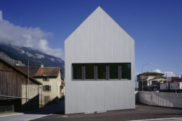  maurusfrei Architekten AG, maurusfrei, Architekten, Zürich, Chur, Team, Designer, Design, Wohnungsbau, architecture, architects, graphic, Grafik, jobs, Firma, signaletik, dokumentation, Verkaufsdokumentation, Innenausbau, Landschaft, Infrastruktur, infrastrukturbau, Überbauung, MFH, EFH, Maurus Frei, franco Cadruvi, this Egli, Girard Fetz, Reto Killer, SIA, FH Graubünden, Minergie