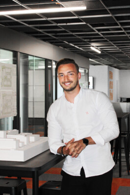  maurusfrei Architekten AG, maurusfrei, Architekten, Zürich, Chur, Team, Designer, Design, Wohnungsbau, architecture, architects, graphic, Grafik, jobs, Firma, signaletik, dokumentation, Verkaufsdokumentation, Innenausbau, Landschaft, Infrastruktur, infrastrukturbau, Überbauung, MFH, EFH, Maurus Frei, franco Cadruvi, this Egli, Girard Fetz, Reto Killer, SIA, FH Graubünden, Minergie