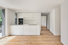  maurusfrei Architekten AG, maurusfrei, Architekten, Zürich, Chur, Team, Designer, Design, Wohnungsbau, architecture, architects, graphic, Grafik, jobs, Firma, signaletik, dokumentation, Verkaufsdokumentation, Innenausbau, Landschaft, Infrastruktur, infrastrukturbau, Überbauung, MFH, EFH, Maurus Frei, franco Cadruvi, this Egli, Girard Fetz, Reto Killer, SIA, FH Graubünden, Minergie